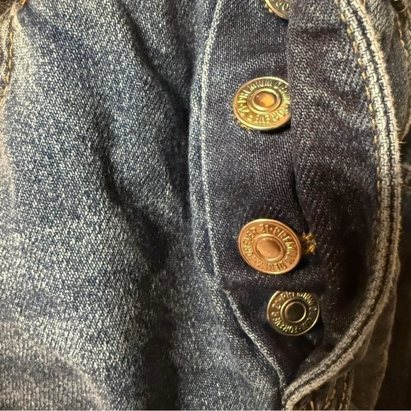 Forever 21 Blue Distressed Mini denim skirt with frayed hem Size Small - Picture 4 of 6